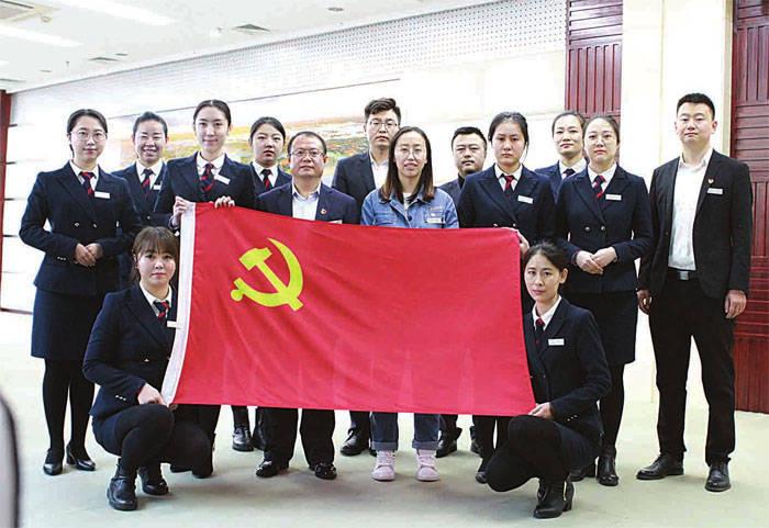 新兴县公安局接连举办业务提升培训班为青年民警成长充电赋能